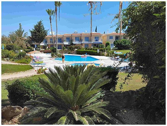 Paradise Gardens 2 Apartment *